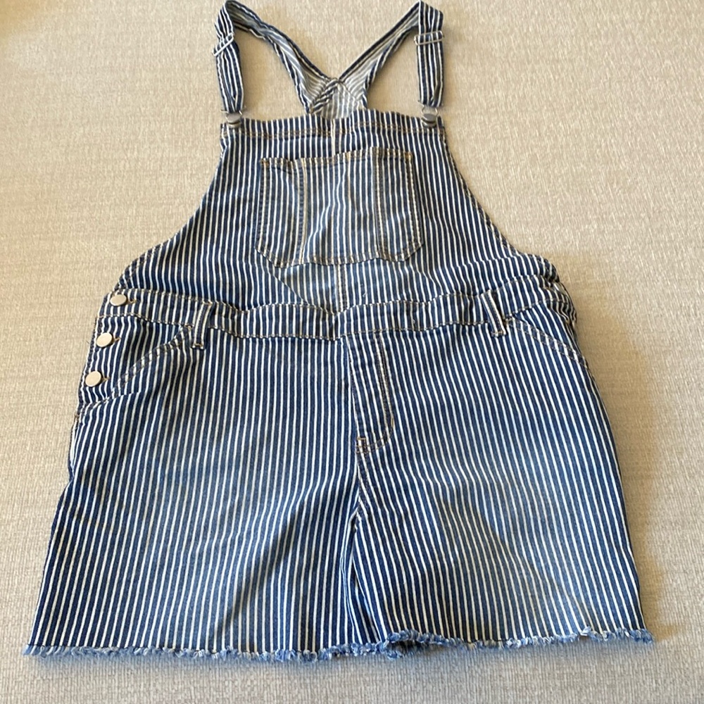 Pinstripe stretch overall shorts.